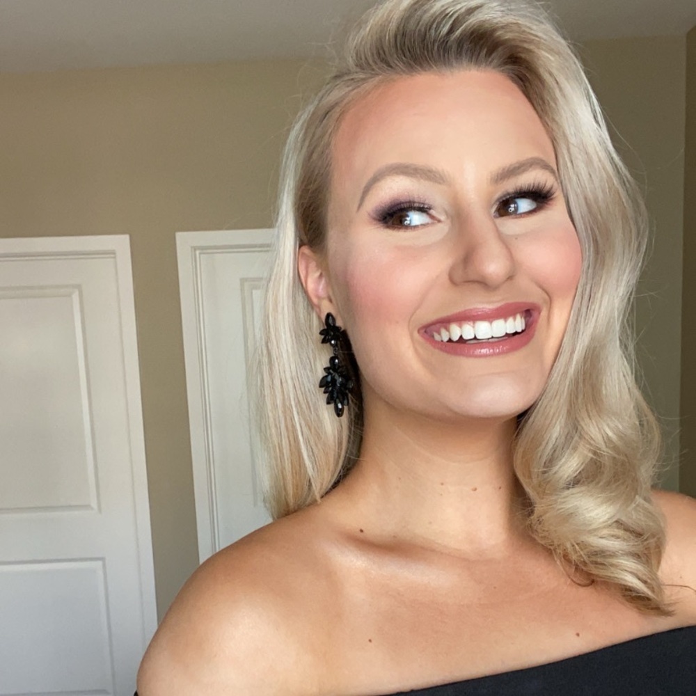 Meet your Posher, Kenzie